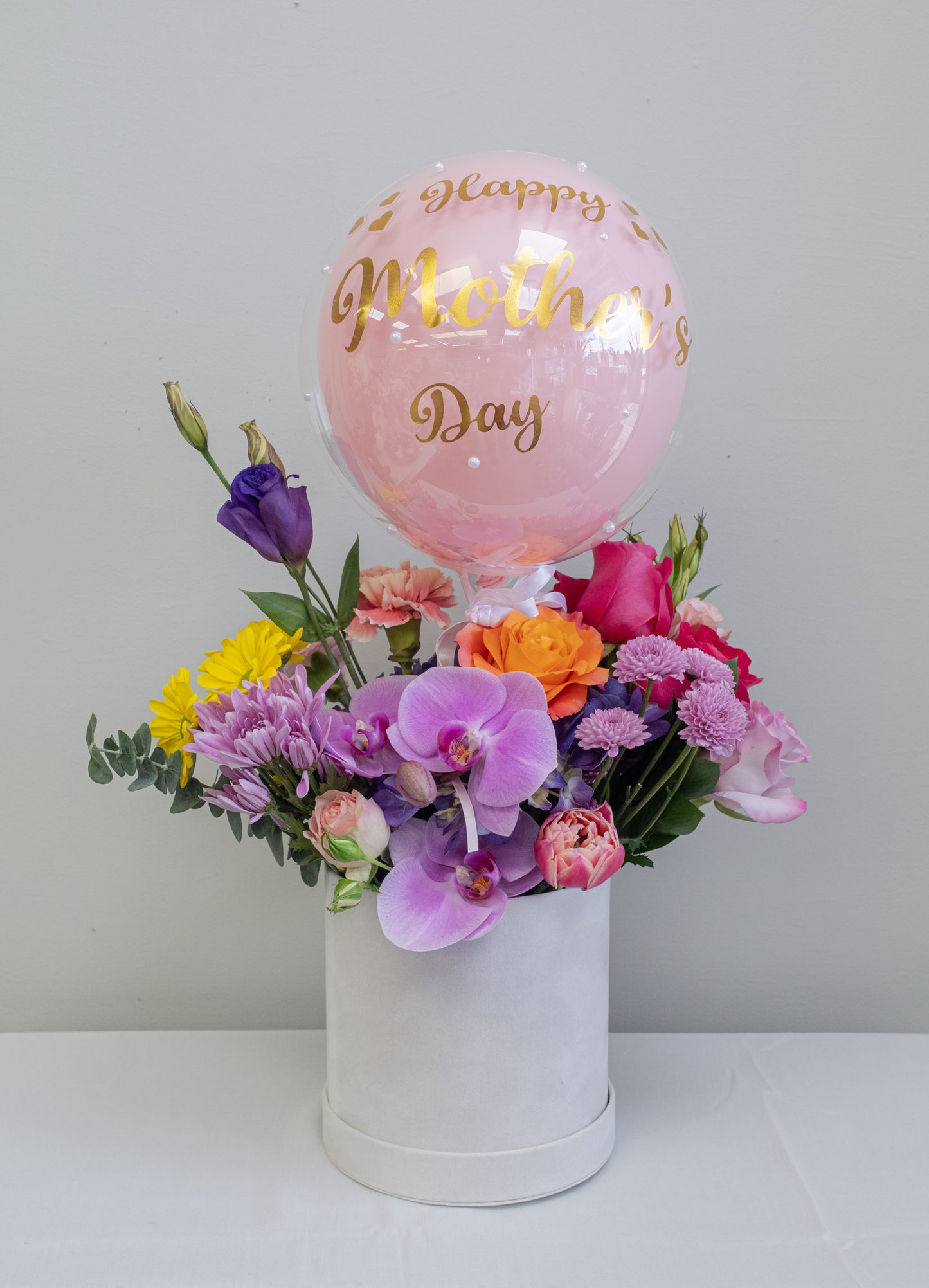 Happy Mother’s Day balloon arrangement